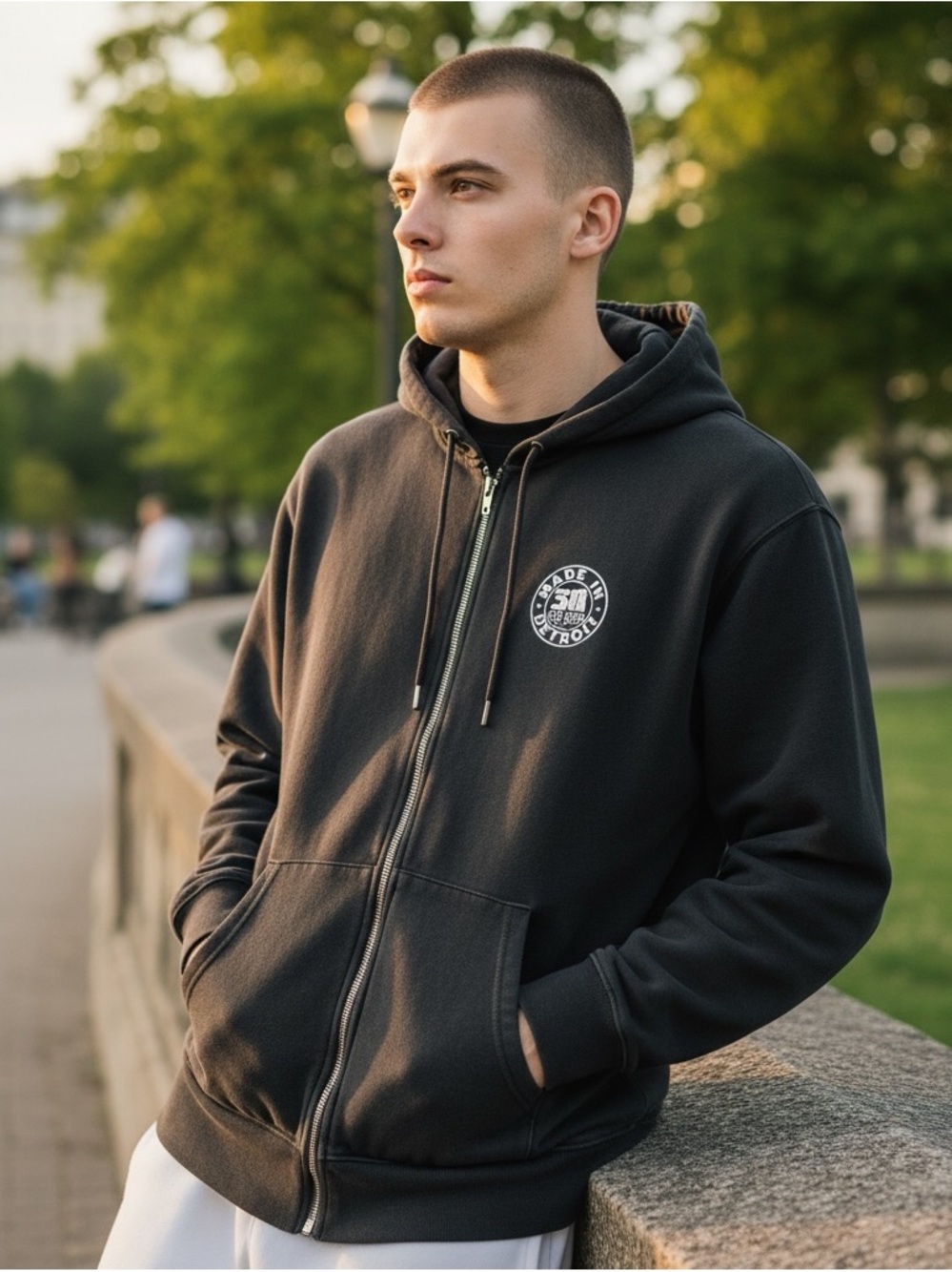 Made In Detroit Men’s XL Black Full Zip Hoodie Sweatshirt 🌟